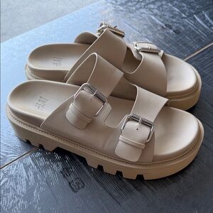 H&M Beige Buckle Platform Sandals